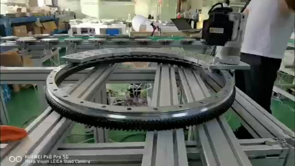圆弧环形导轨自动输送线操作视频